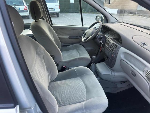 RENAULT Megane 152,678km Scénic Evol. 1.6 16V cat Expression