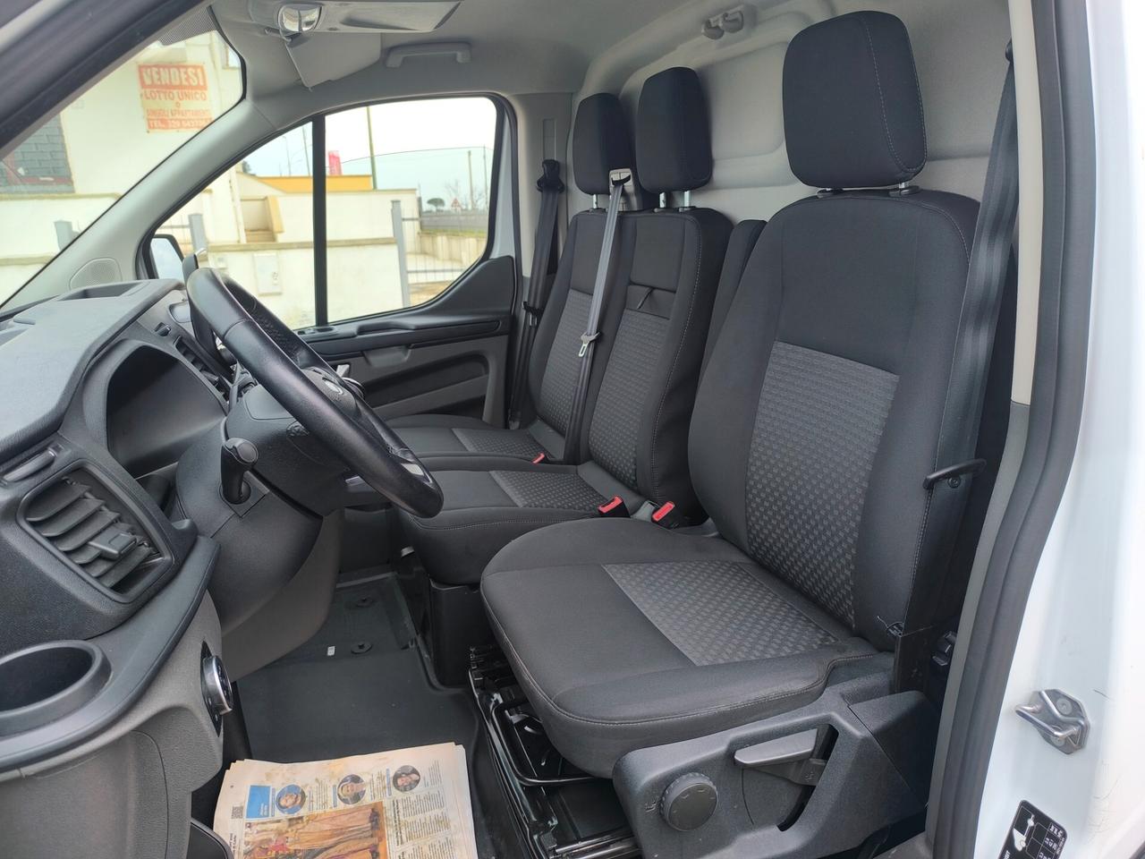 FORD TRANSIT CUSTOM 2.0 DIESEL 130cv L1H2 TETTO ALTO KM 86.000 LED/NAV/RETROCAMERA