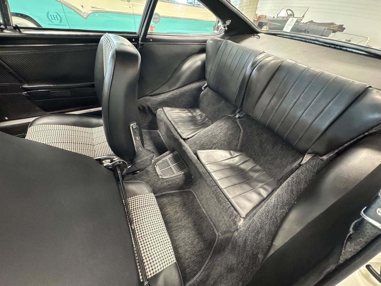 Porsche 911 2.0S SWB Coupe