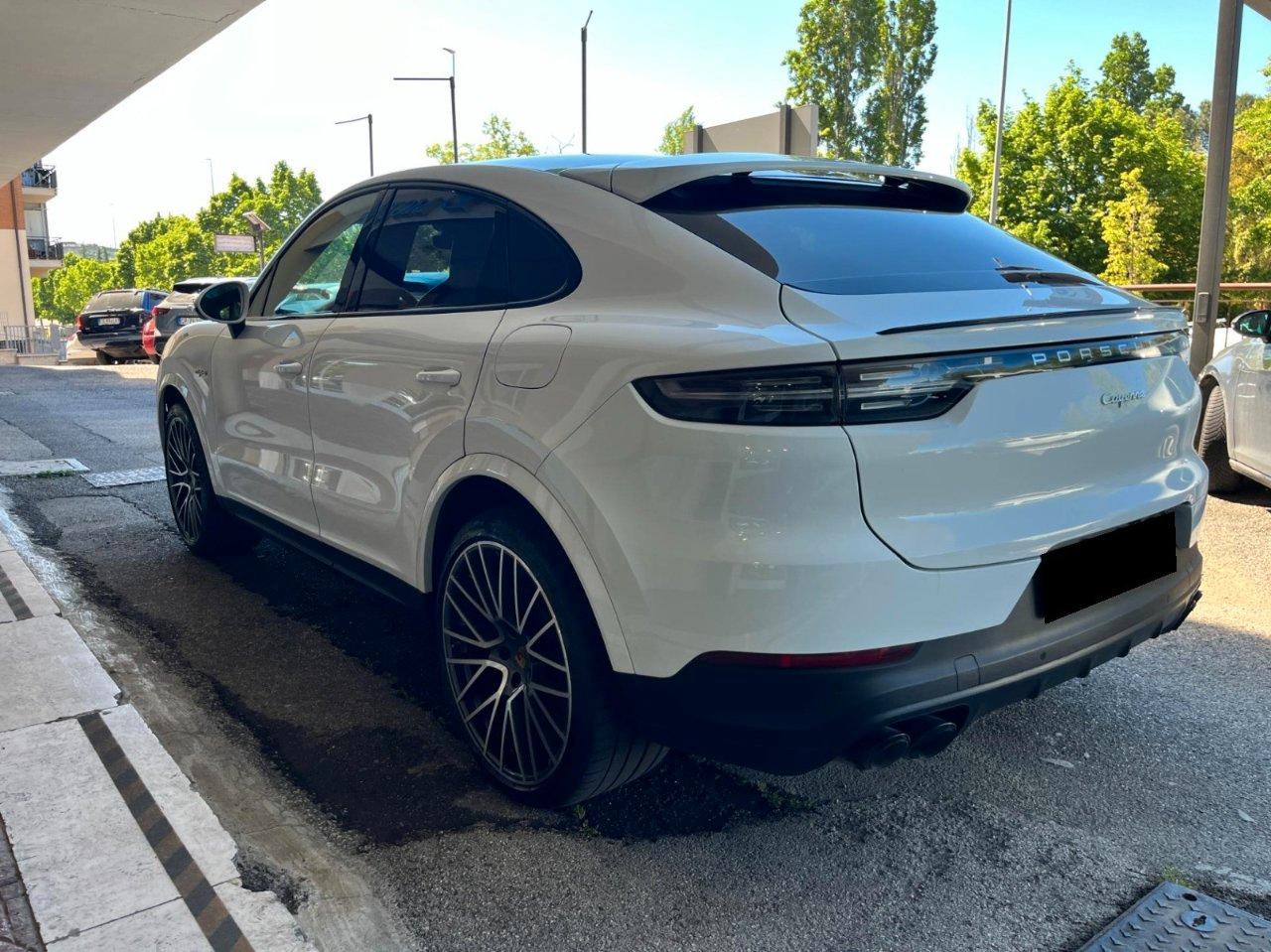 Porsche Cayenne Coupe 3.0 e-hybrid 5p.ti tiptronic