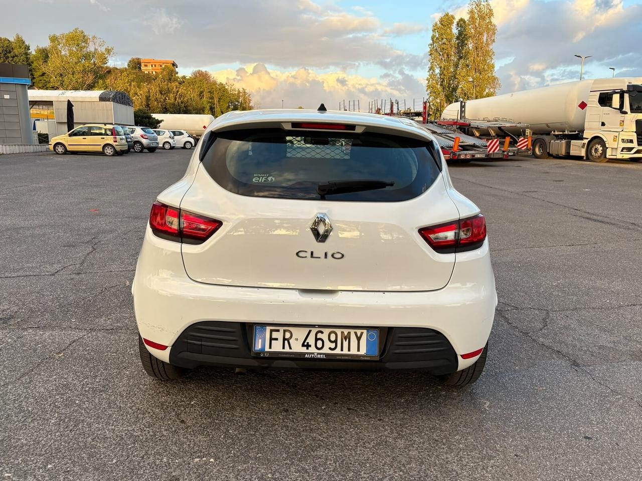 Renault Clio VAN GPL IVA ESPOSTA AUTOCARRO