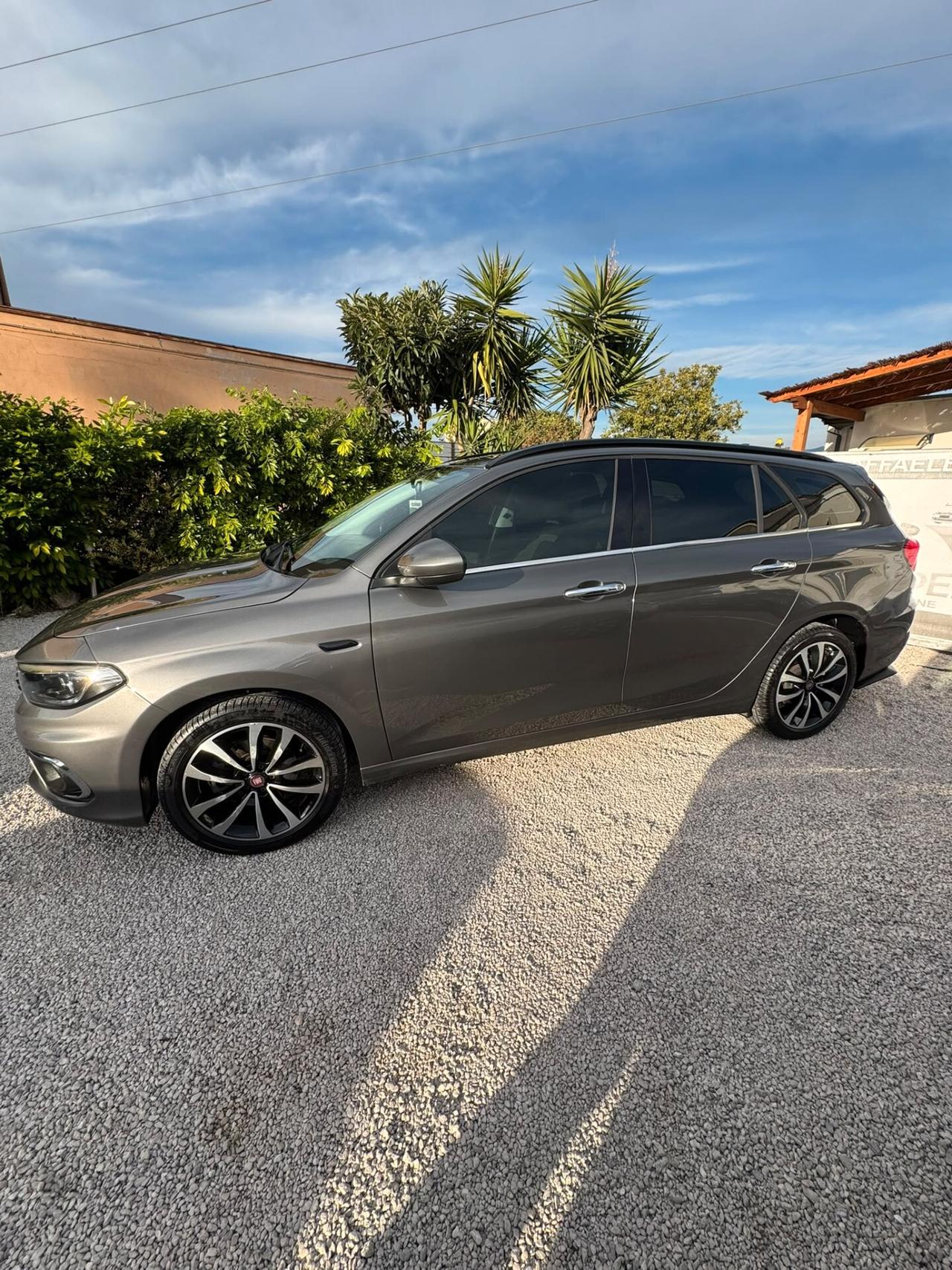Fiat Tipo 1.6 Mjt S&S SW Lounge