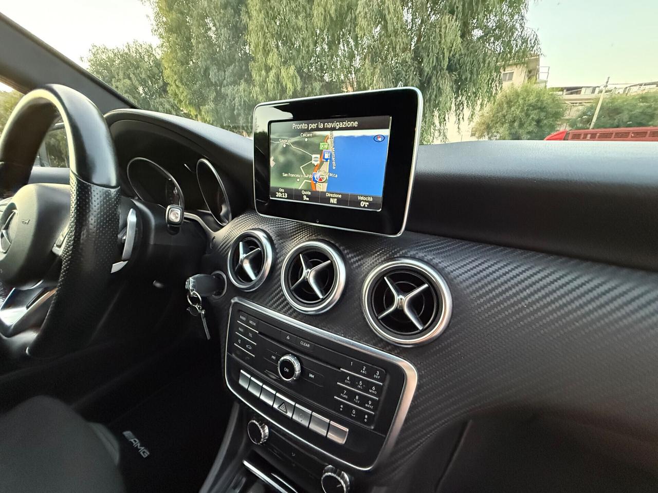 MERCEDES-BENZ A 180 D AUTOMATIC AMG PREMIUM UNI PRO