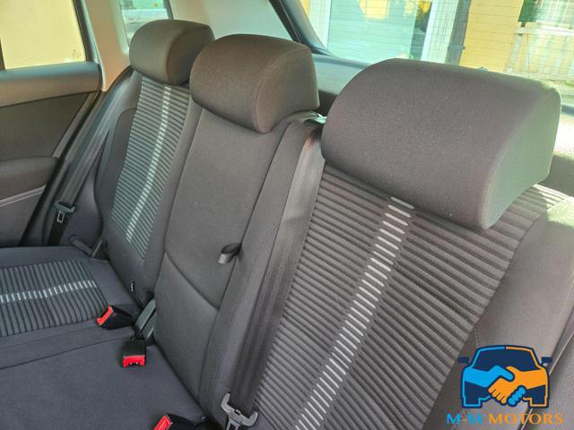 VOLKSWAGEN Tiguan 2.0 TDI DPF 4MOTION DSG Sport & Style