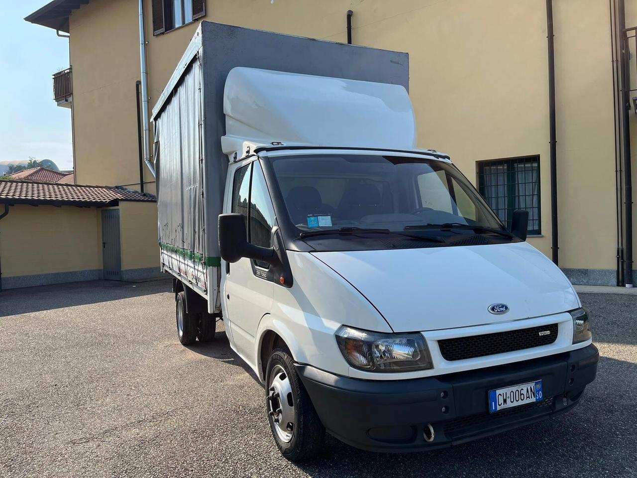 Ford Transit telonato