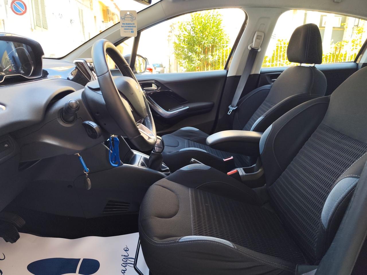 Peugeot 208 1.4 HDi 68CV ALLURE NAVI