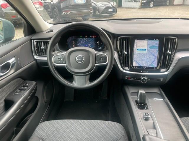 Volvo V60 B4 (d) Geartronic Momentum Business Pro Garanzia 24M