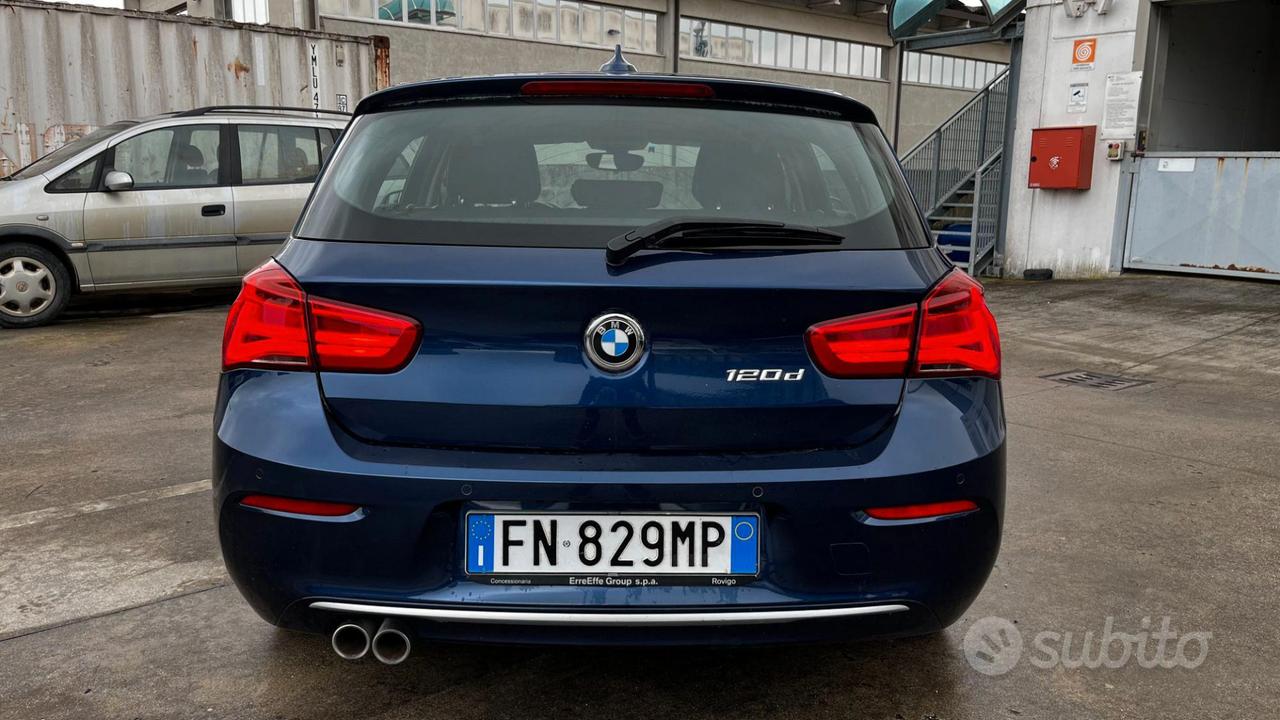 BMW 120d Urban 5 porte