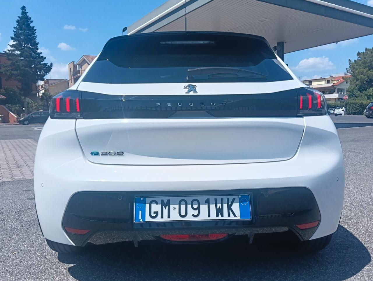 Peugeot 208 motore elettrico 136 CV 5 porte Allure Pack