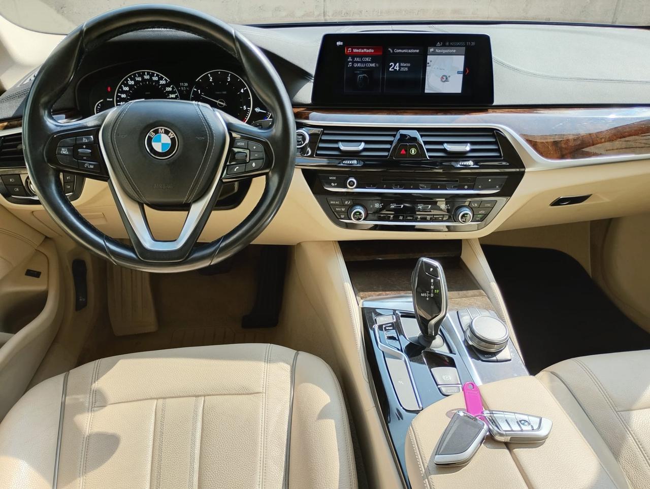 Bmw 520 520d xDrive Luxury
