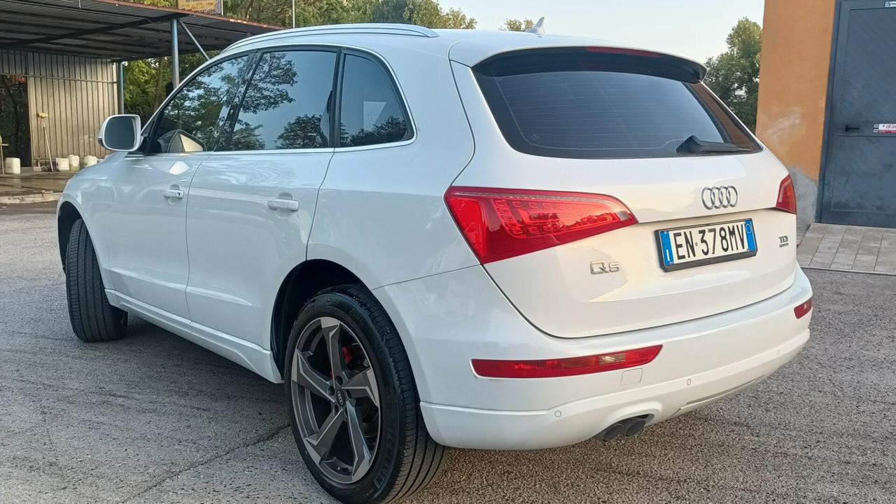 Audi Q5 2.0 TDI 170 CV 4X4 S-tronic