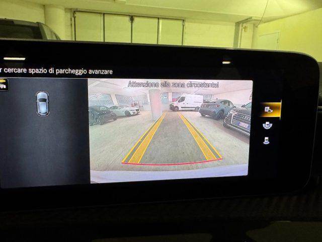 MERCEDES-BENZ A 180 d Automatic Premium