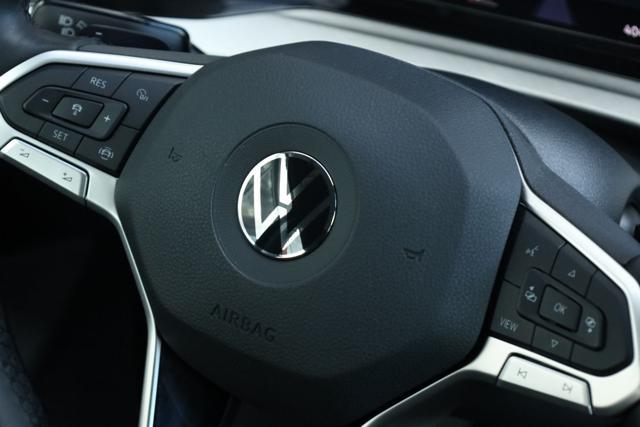 VOLKSWAGEN Golf 1.0 eTSI EVO DSG Life