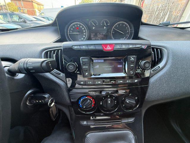 LANCIA Ypsilon 1.0 FireFly 5 porte S&S Hybrid Ecochic Silver