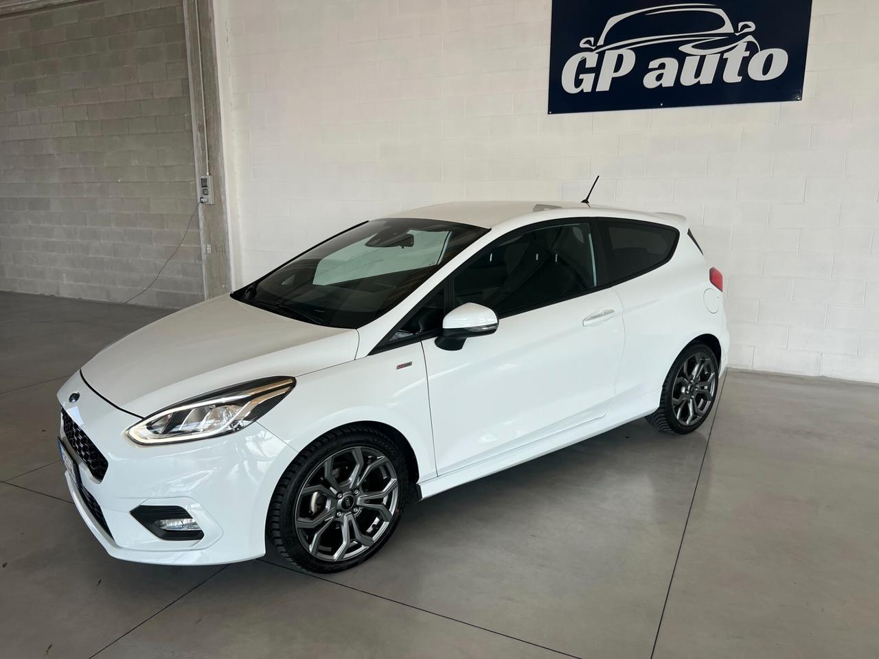 Ford Fiesta 1.5 TDCi 120 CV 3 porte ST-Line OK NEOPATENTATI