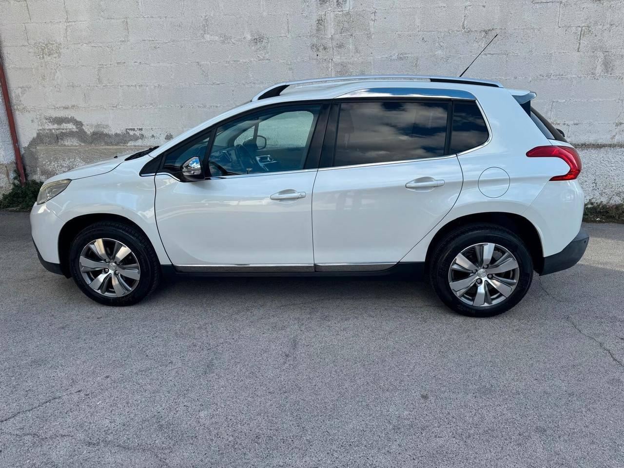 Peugeot 2008 1.6 e-HDi 92 CV Stop&Start Allure