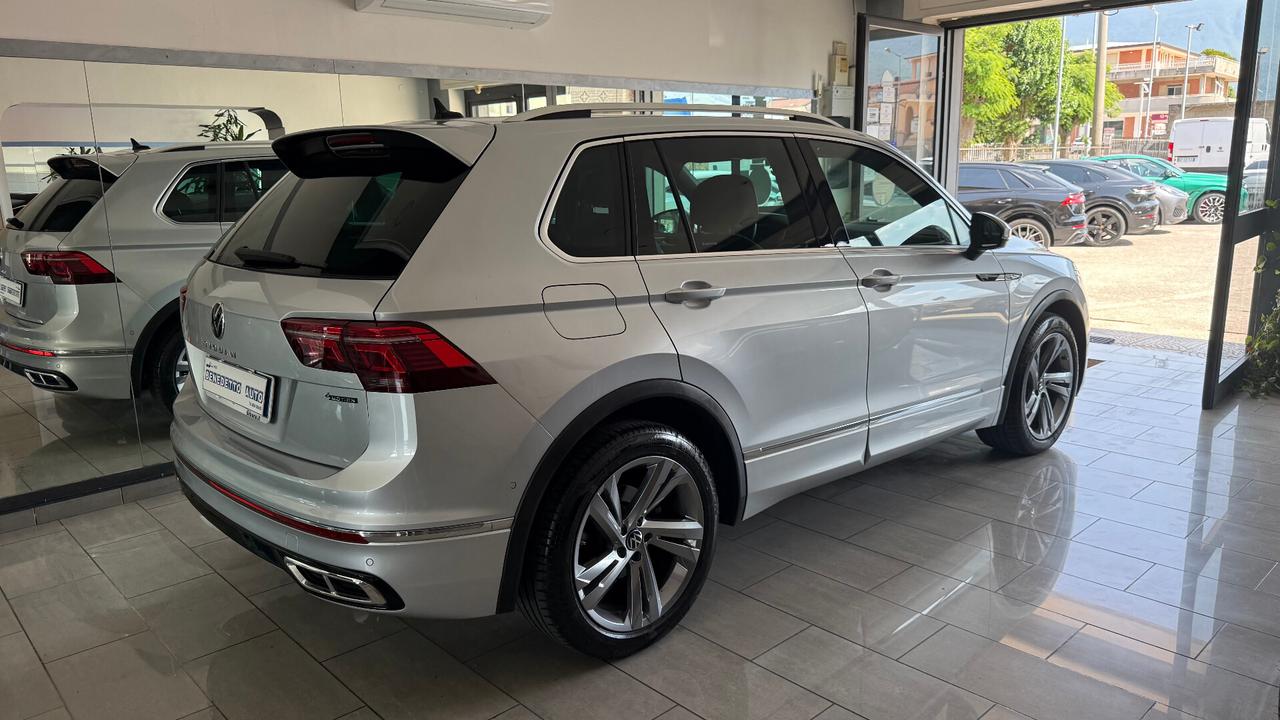 VOLKSWAGEN TIGUAN R LINE 4 MOTION