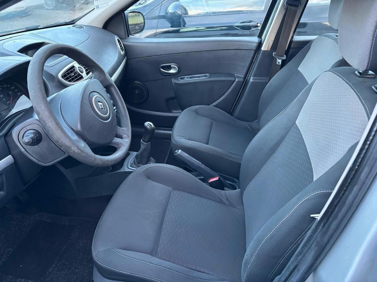 Renault Clio 1.2 5 porte - 2010