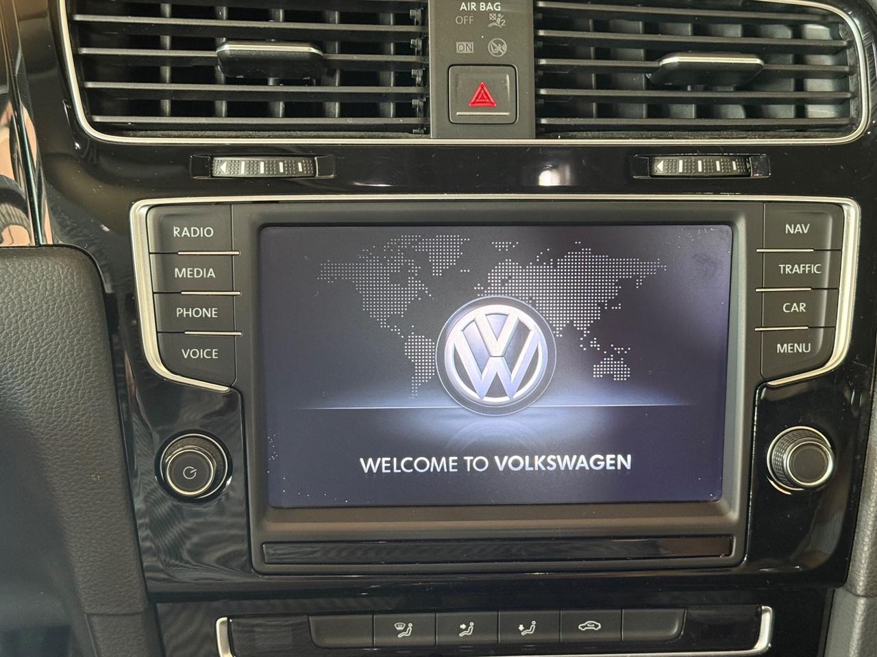Solo da Qualitycars Pescara Volkswagen Golf Business 1.4 TSI 5p. Highline BlueMotion Technology