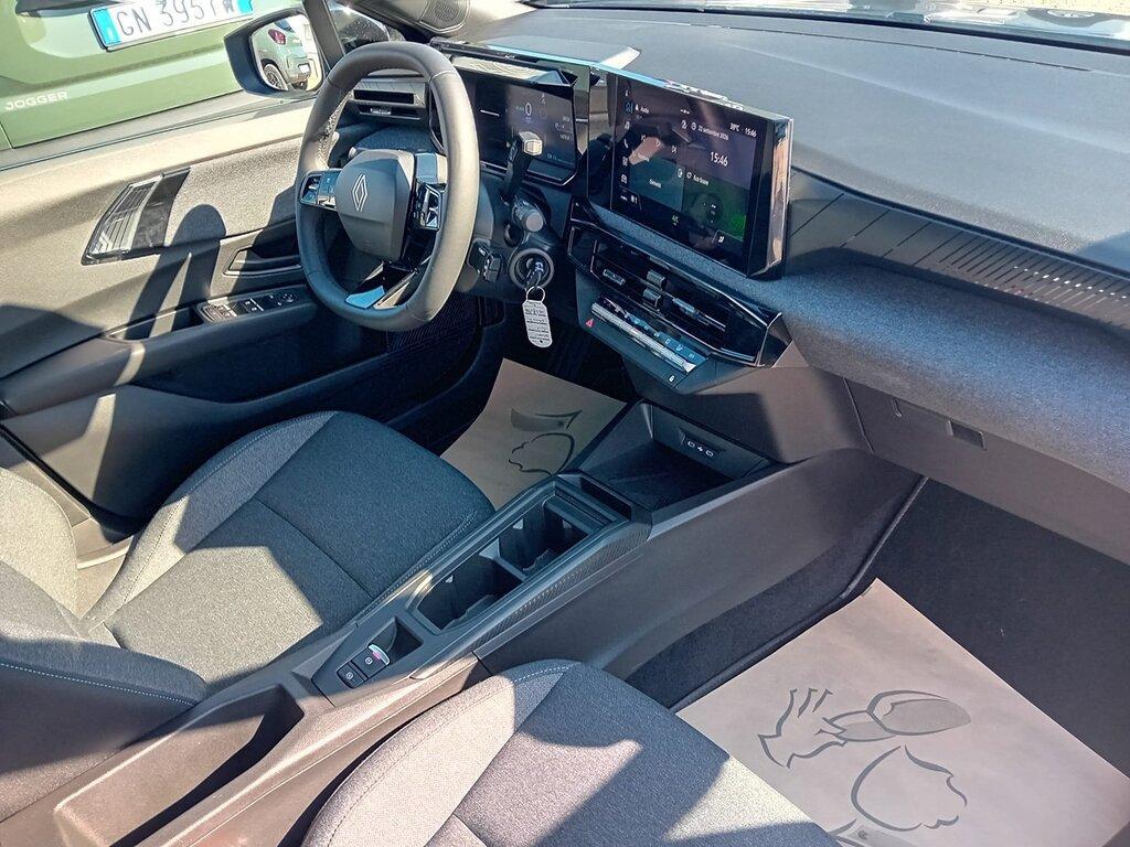 Renault Clio 1.8 full hybrid E-Tech Evolution Auto