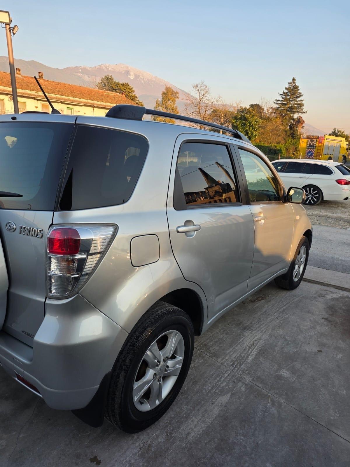 Daihatsu Terios 1.5 4x4 anno 2010 garantito 12 mesi