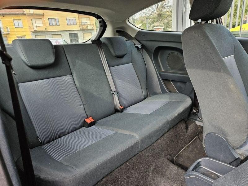 Ford Fiesta Fiesta 3p 1.4 16v Business Gpl