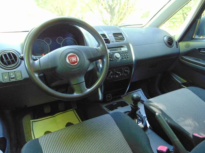 FIAT Sedici 1.6 16V 4x4 Dynamic