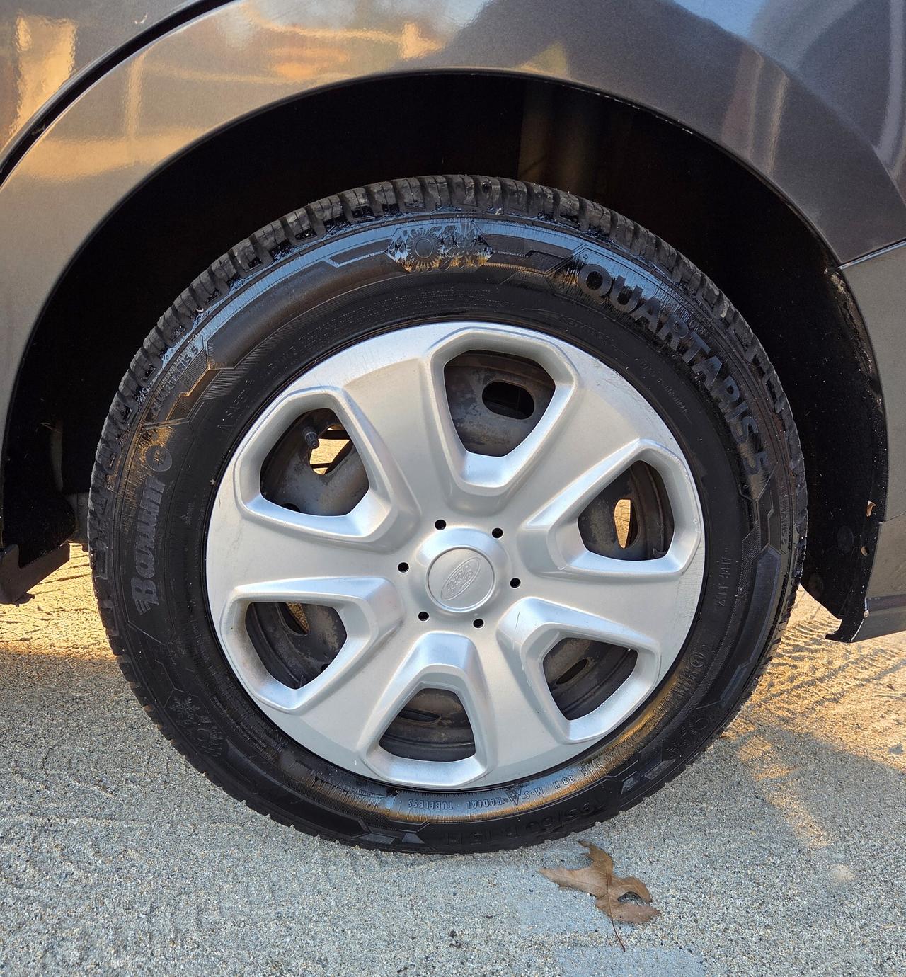 Ford Tourneo Courier 1.5 TDCI 75 CV Trend Euro6d 5 posti