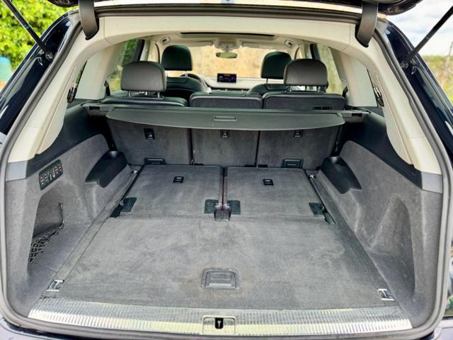 AUDI Q7 3.0 TDI 272cv Quattro (Tetto/Gancio/7posti/Pelle)