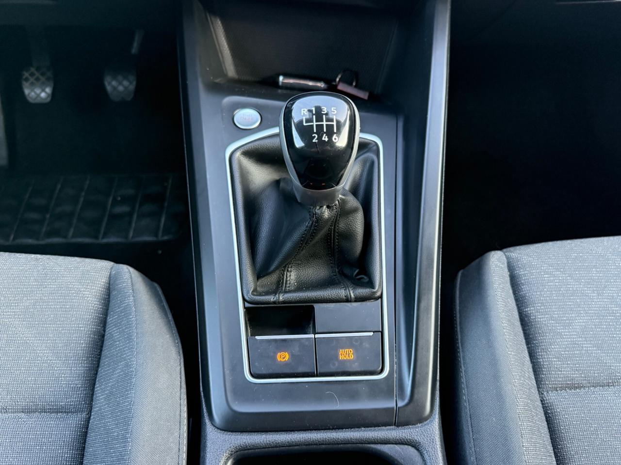 Volkswagen Golf 1.0 TSI EVO Life OK NEOPATENTATI