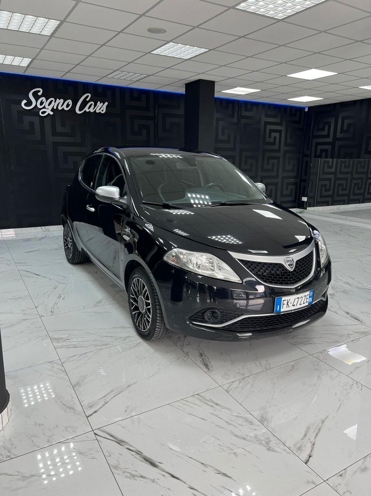 Lancia Ypsilon 1.2 69 CV 5 porte GPL Ecochic Gold
