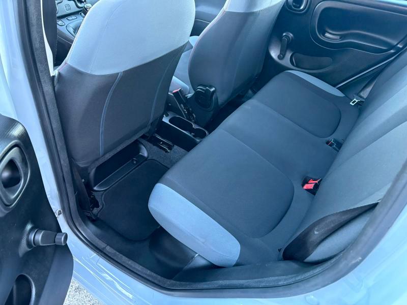 Fiat Panda 1.0 hybrid Easy Connect s&s 70cv ADATTA NEOPATENTATI