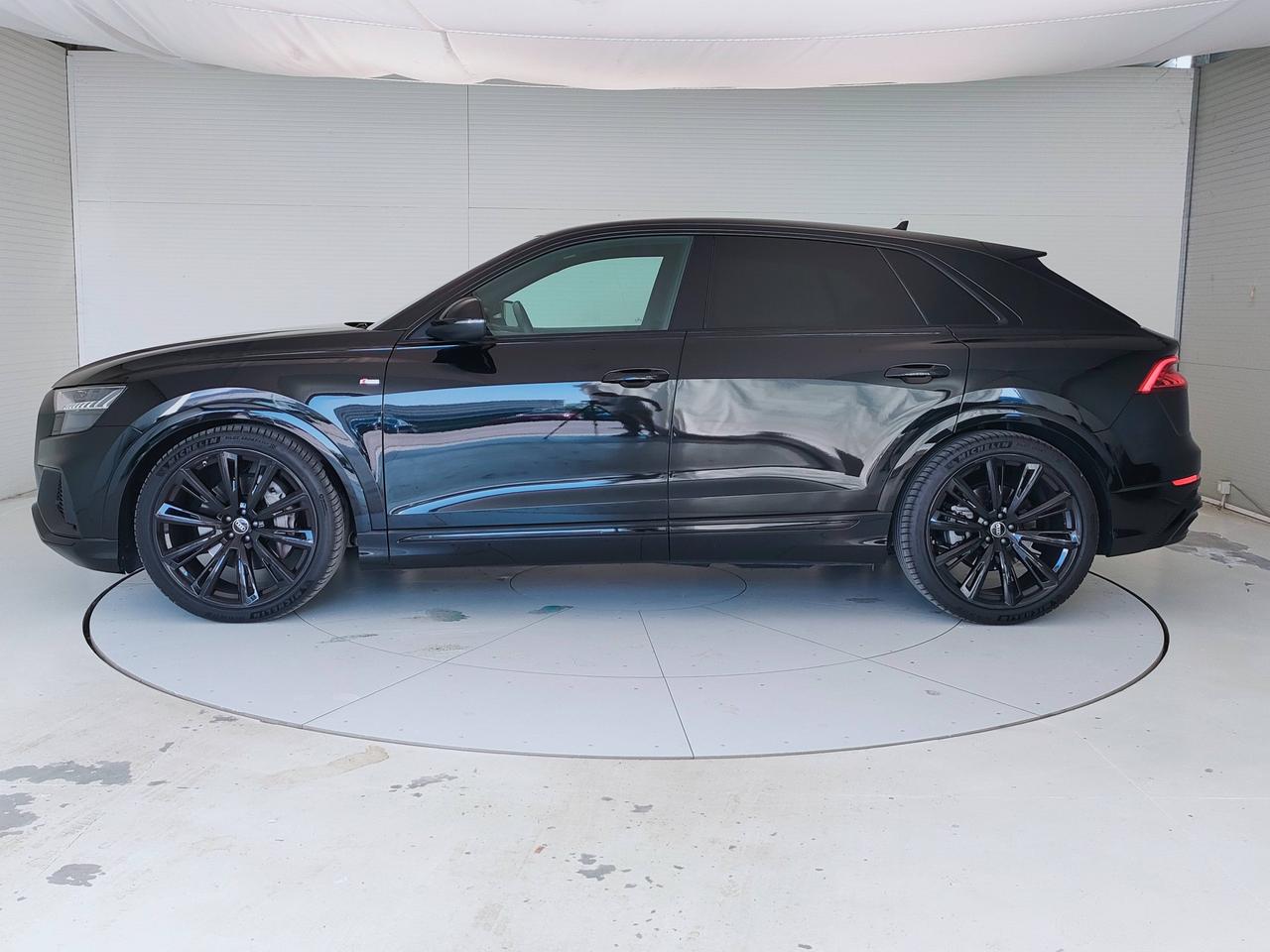 AUDI Q8 I 2018 - Q8 45 3.0 tdi mhev Sport quattro tiptronic