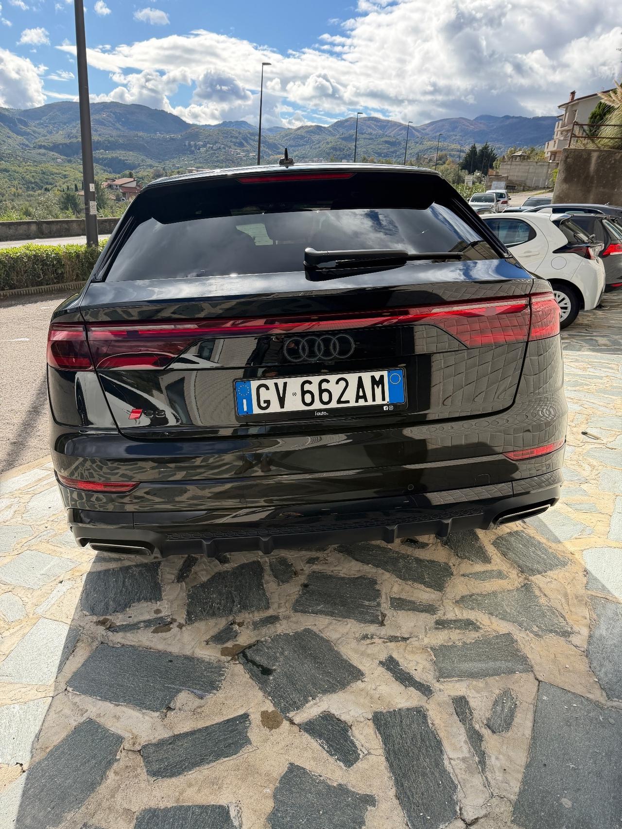 Audi Q8 50 TDI 286 CV S line TETTO GUSCIO 23
