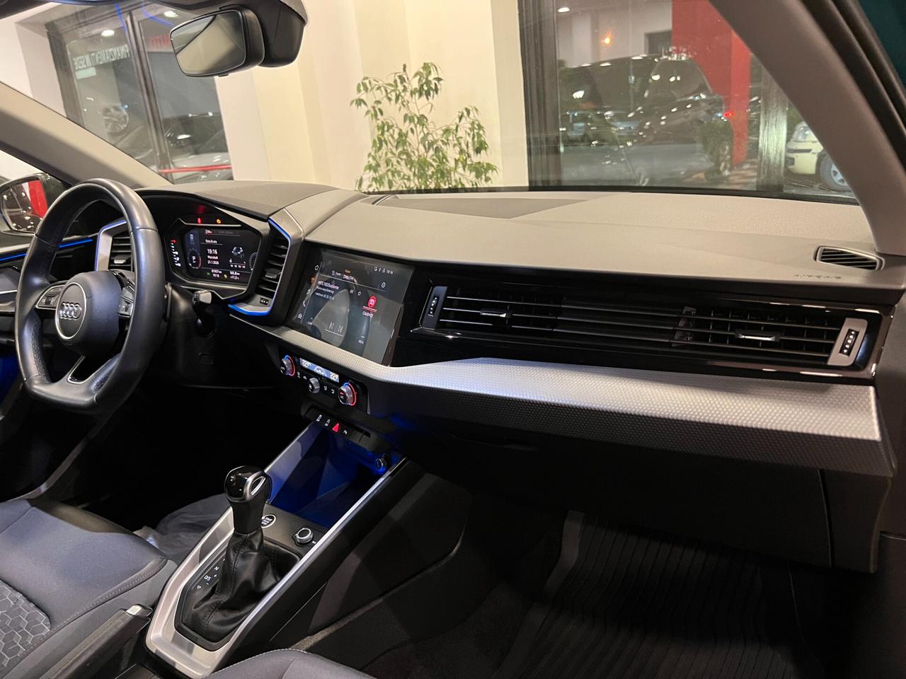 Audi A1 citycarver 30 TFSI S tronic