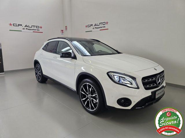 MERCEDES-BENZ GLA 200 d Automatic 4Matic Premium + Tetto