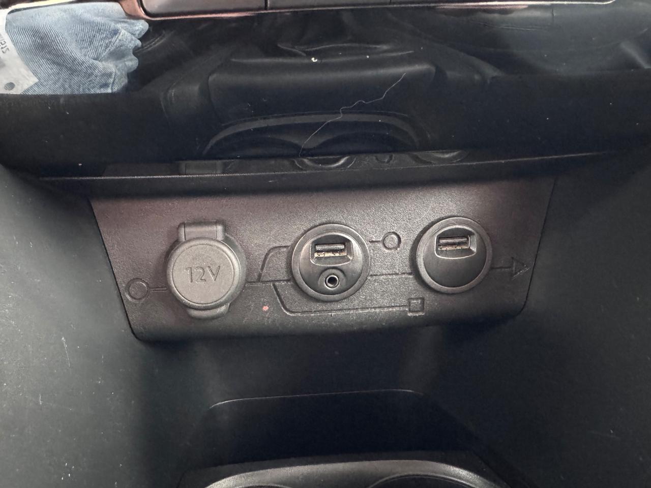 Peugeot 208 1.2 5P NEOPATEN GARANZIA 12 MESI