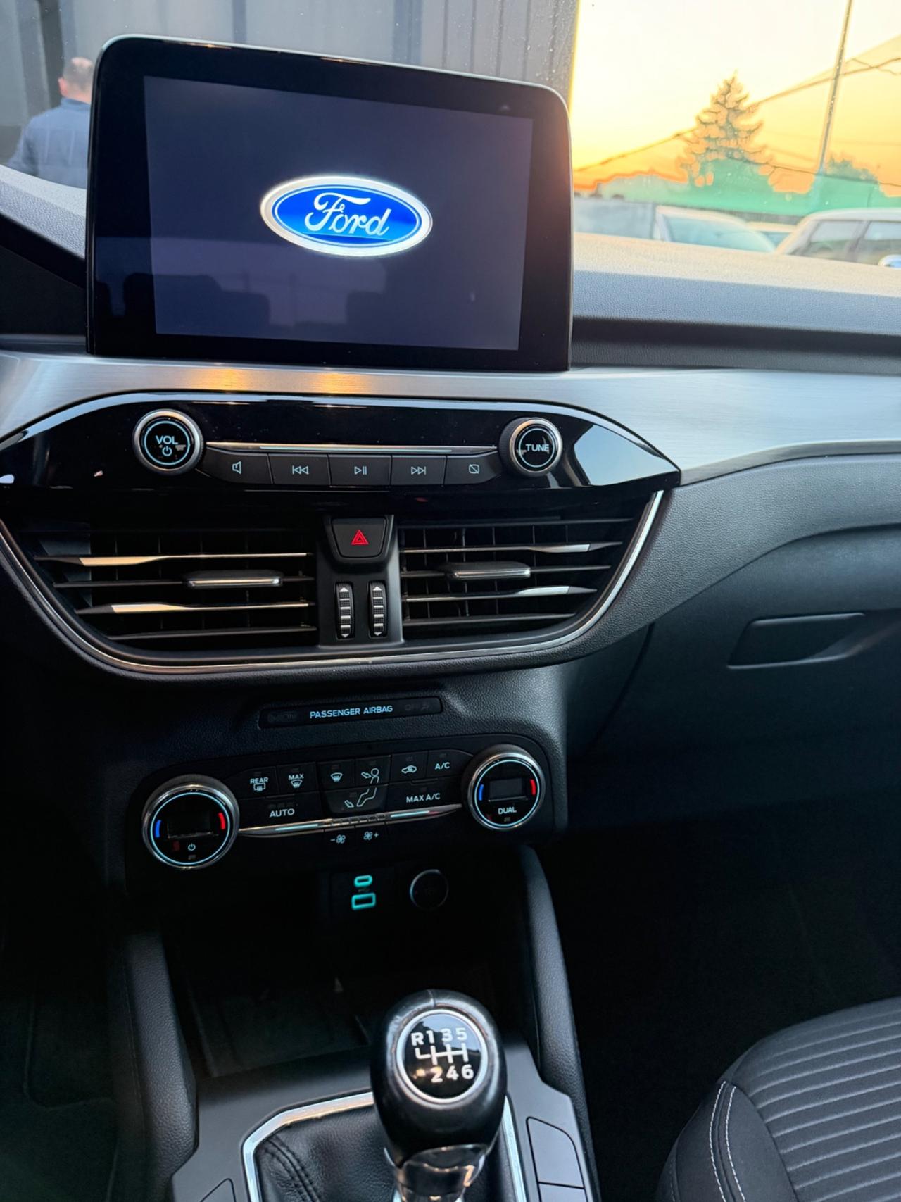 Ford Kuga 2.0 EcoBlue Hybrid 150 CV 2WD ST-Line