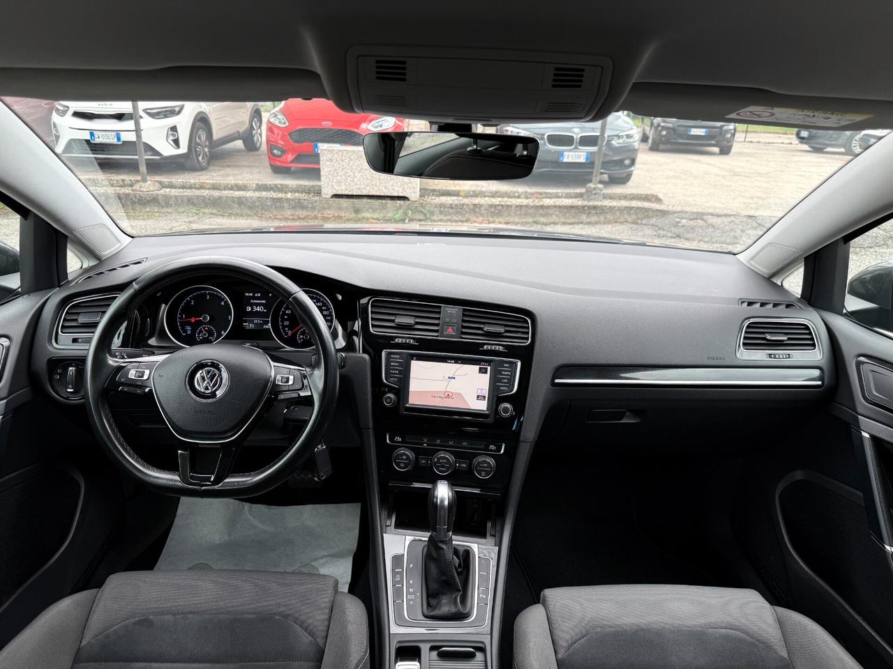 " DA VETRINA " Volkswagen Golf 1.6 TDI DSG Highline