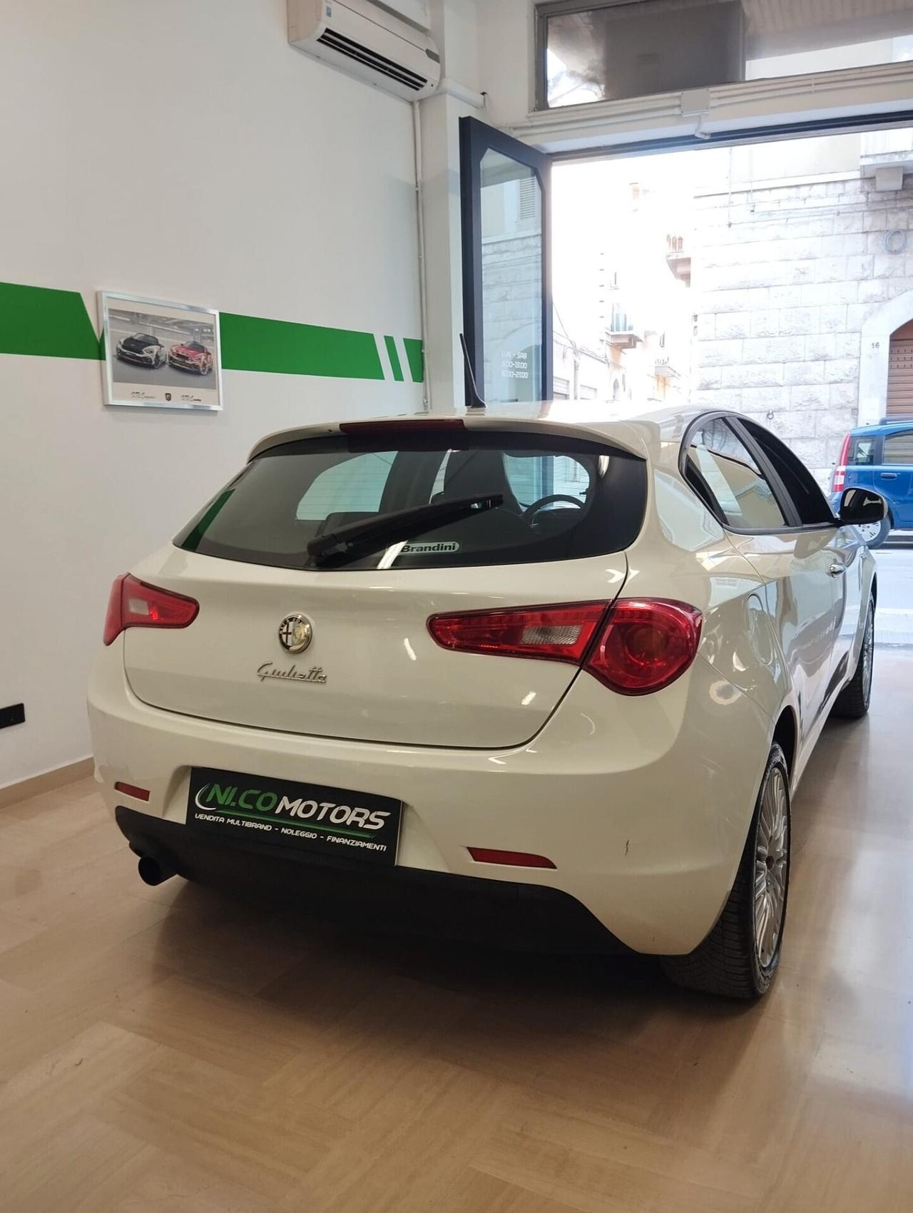 Alfa Romeo Giulietta 1.4 Turbo 105 CV