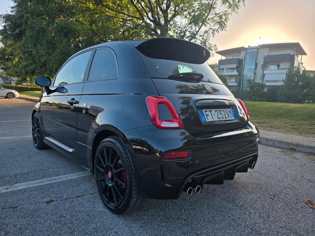 Abarth 595 1.4 Turbo T-Jet 180 CV Competizione
