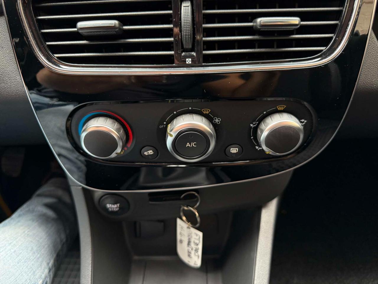 Renault Clio dCi 8V 90 CV 5 porte Moschino Intens/FULL LED/PELLE/CAMERA
