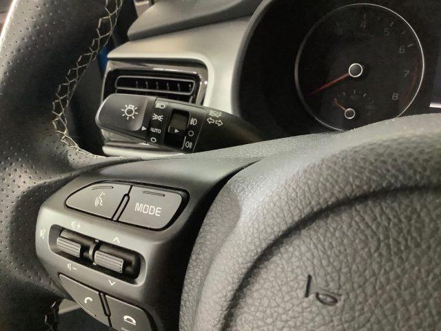 KIA Stonic 1.0 T-GDi 100 CV MHEV MT Black Edition
