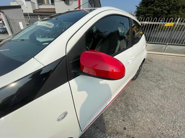 TOYOTA Aygo Connect 1.0