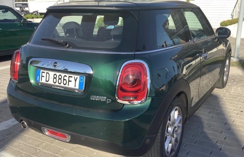 Mini 1.5 Cooper D Business XL 3pt km veri