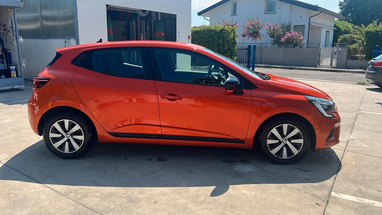 Renault Clio TCe 100 CV GPL 5 porte Equilibre N1 4 Posti Iva Esposta