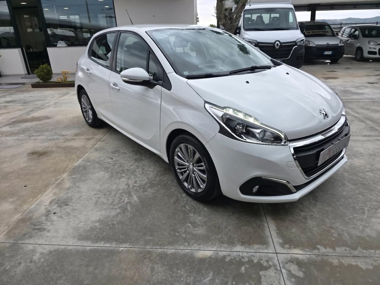 Peugeot 208 BlueHDi 100 S&S 5 porte Active
