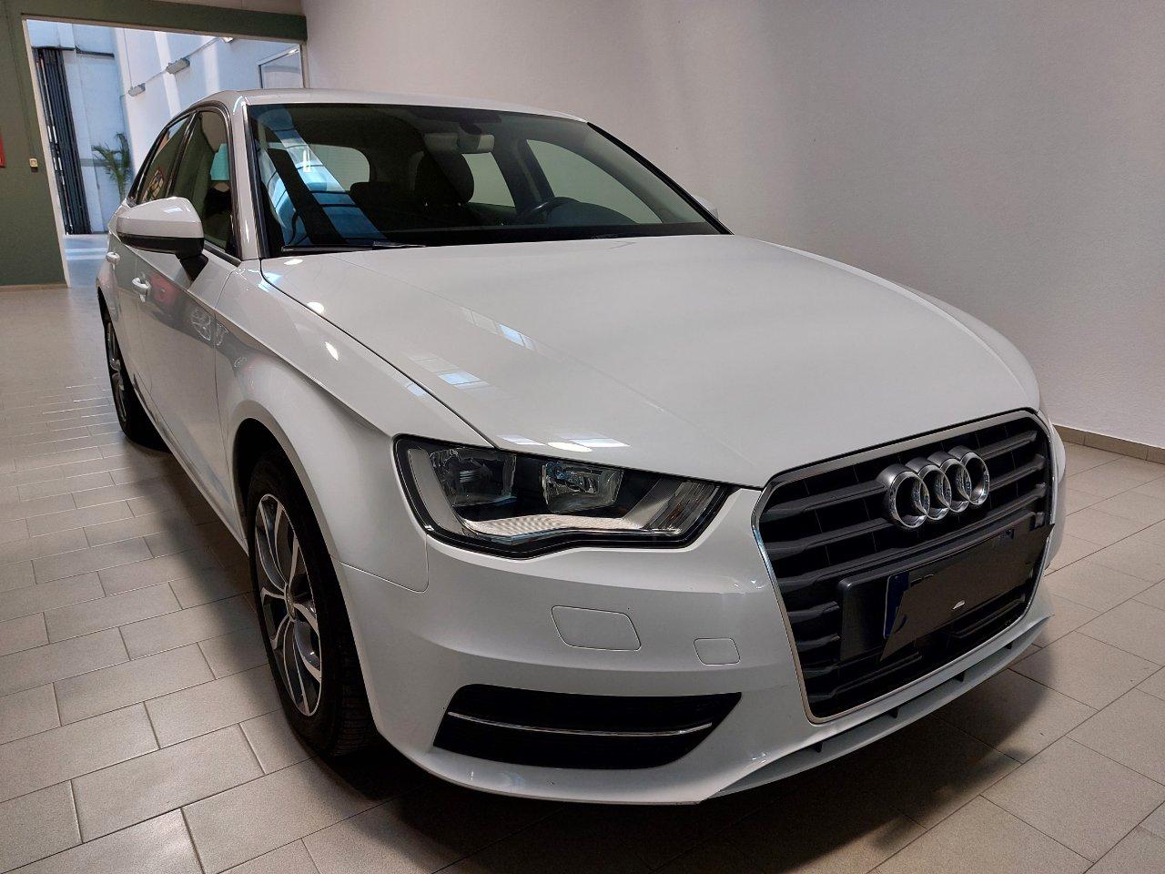 Audi A3 Sportback 1.6 tdi Business 110cv s-tronic E6