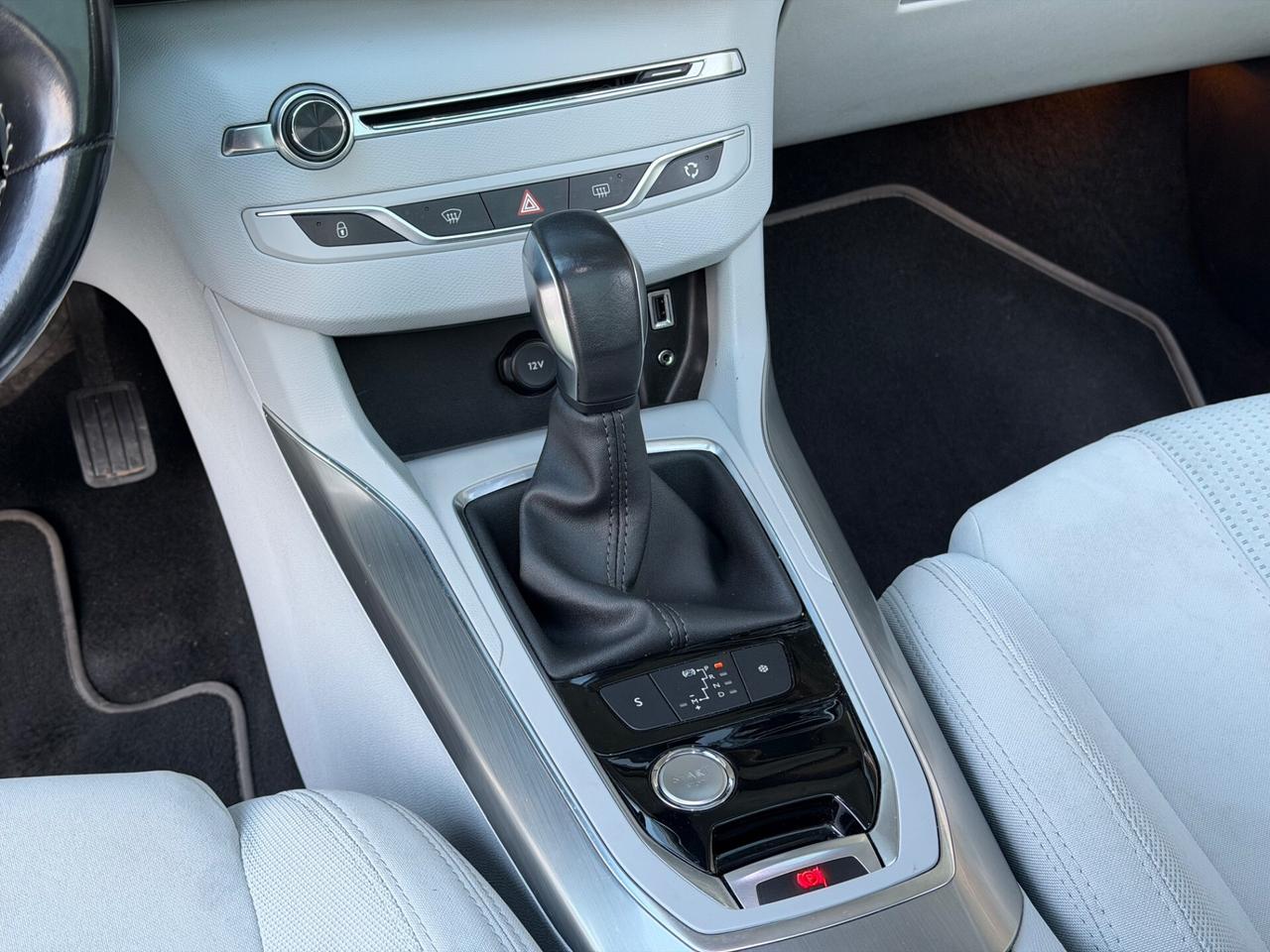 Peugeot 308 BlueHDi 120 S&S EAT6 GT Line