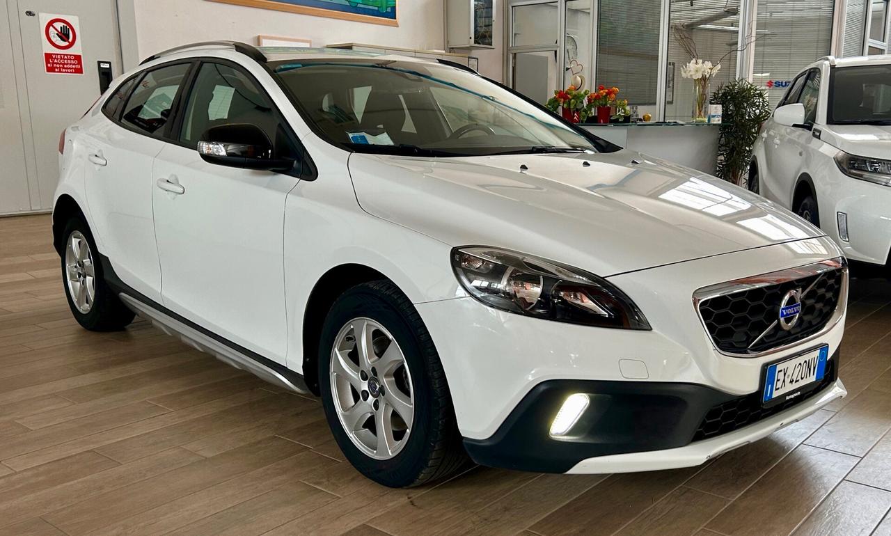 Volvo V40 Cross Country D2 Momentum